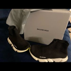 Kids Balenciaga sock runner with dust bag!